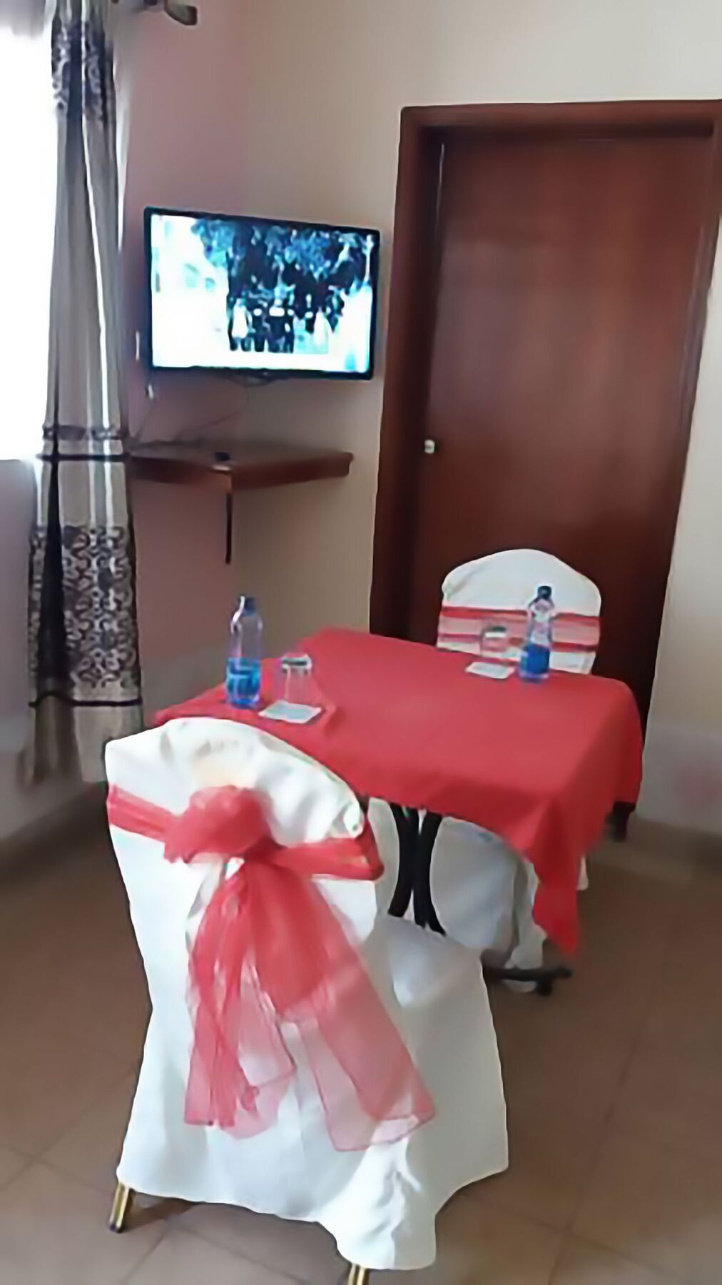 Bison Hotel Nakuru Eksteriør billede